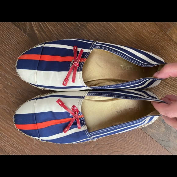 Prada espadrille worn once - Picture 4 of 5
